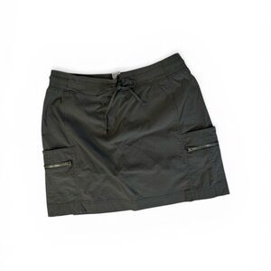 Te Verde Olive Green Athletic Skort Cargo Pocket Zip performance utility M